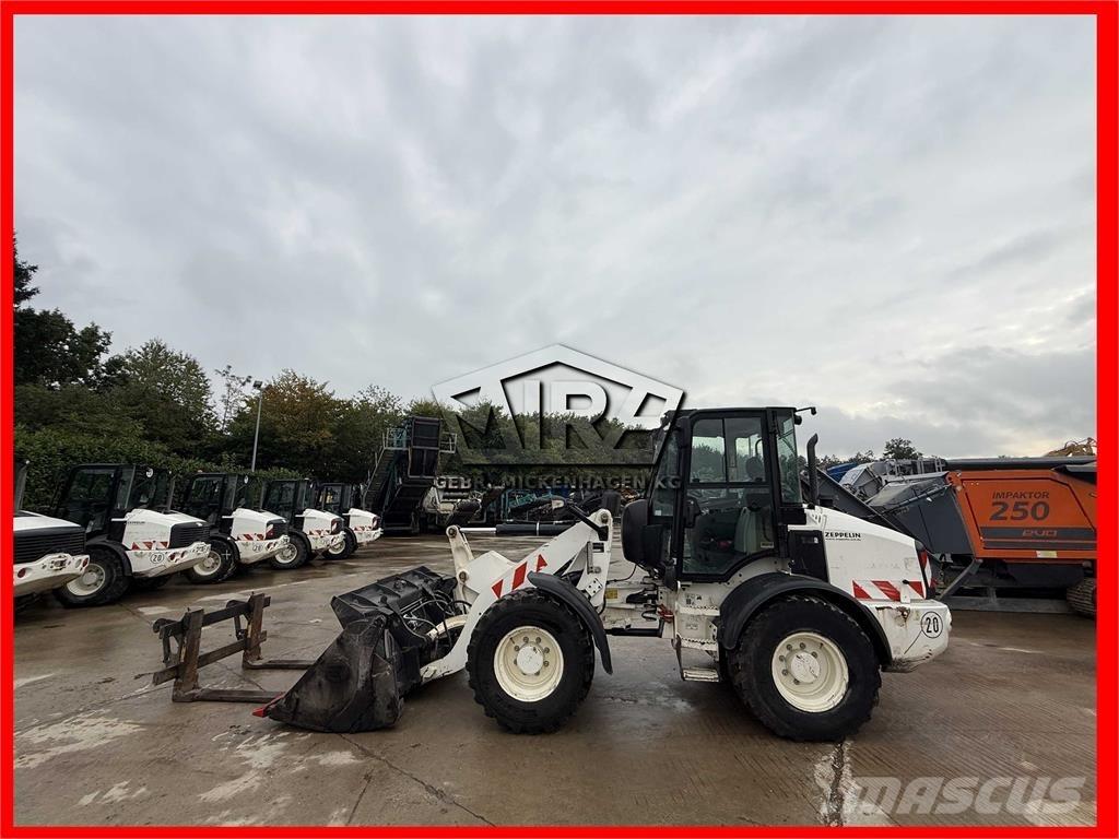 CAT 908M Incarcator pe pneuri