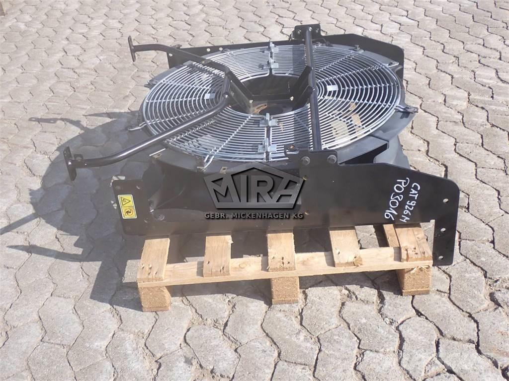 CAT 926 M/ Lüfter Motoare