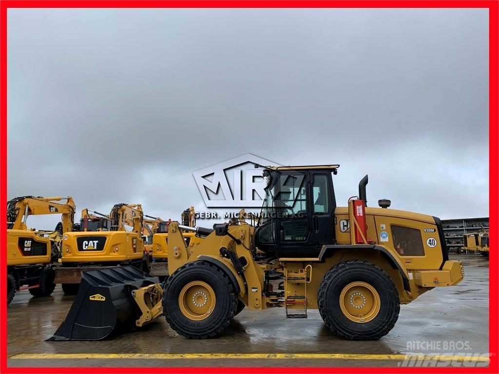 CAT 930M Incarcator pe pneuri