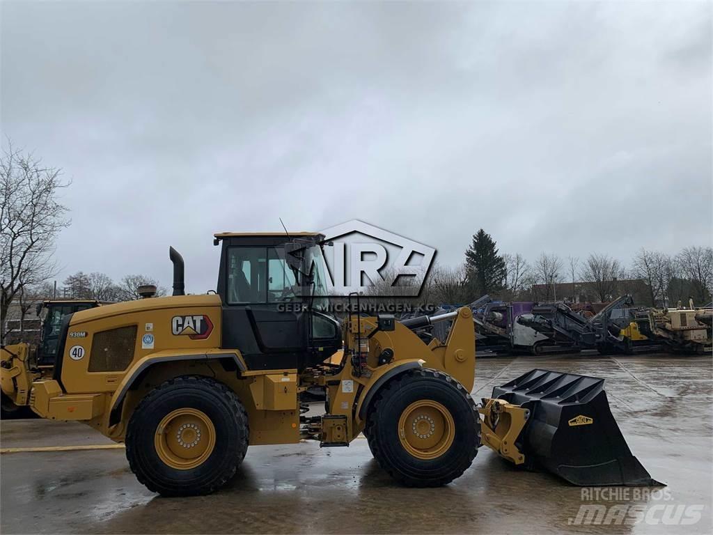 CAT 930M Incarcator pe pneuri