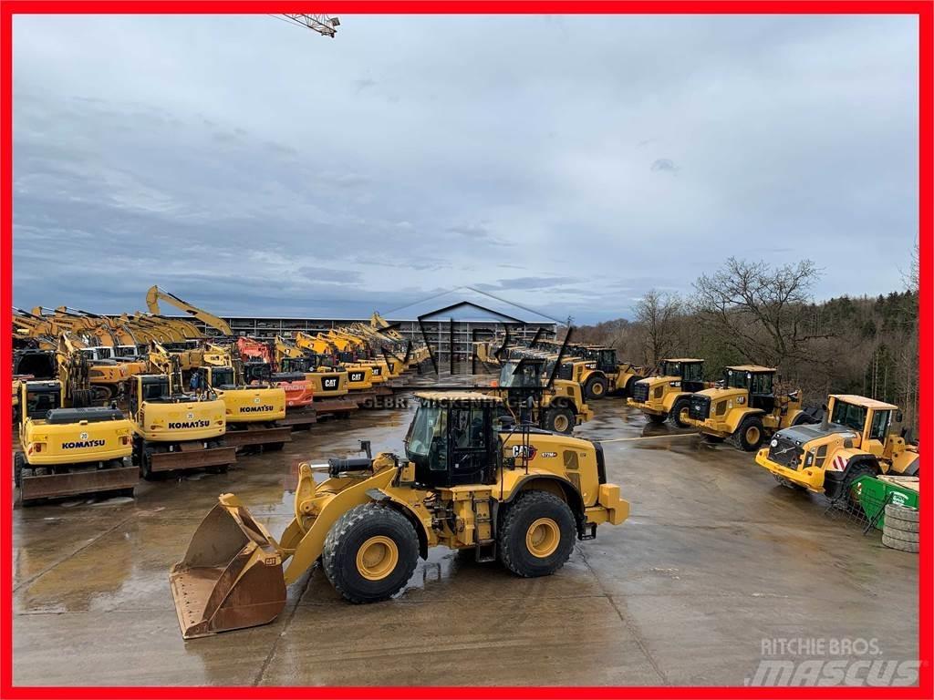 CAT 972M XE Incarcator pe pneuri