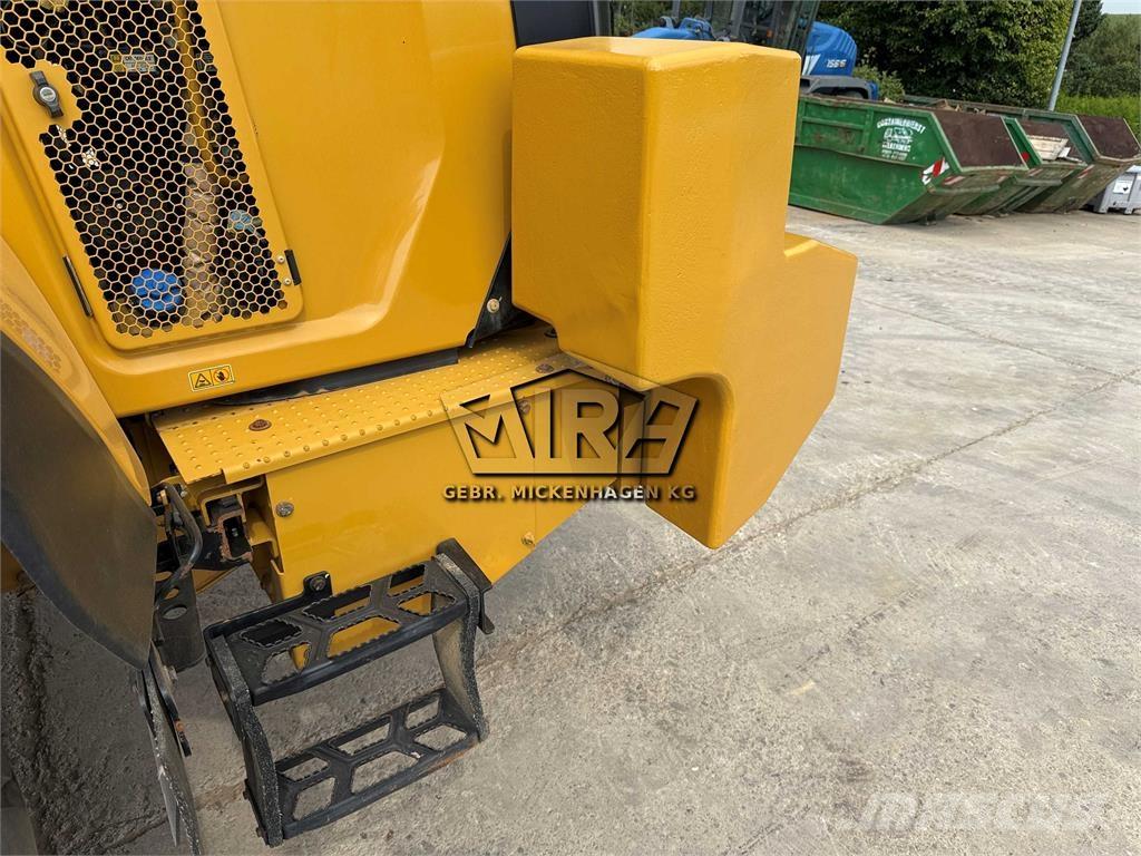 CAT 972M XE Incarcator pe pneuri