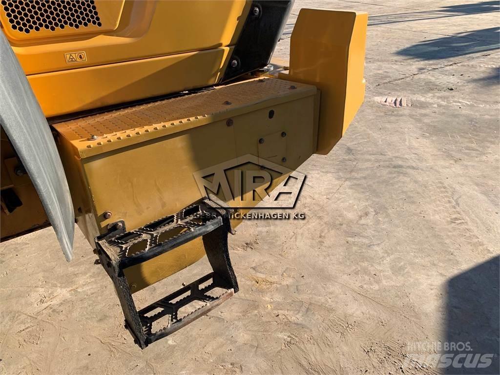 CAT 980M Incarcator pe pneuri