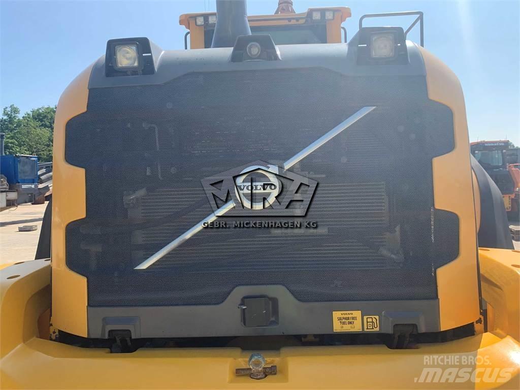 Volvo L 180 G Incarcator pe pneuri