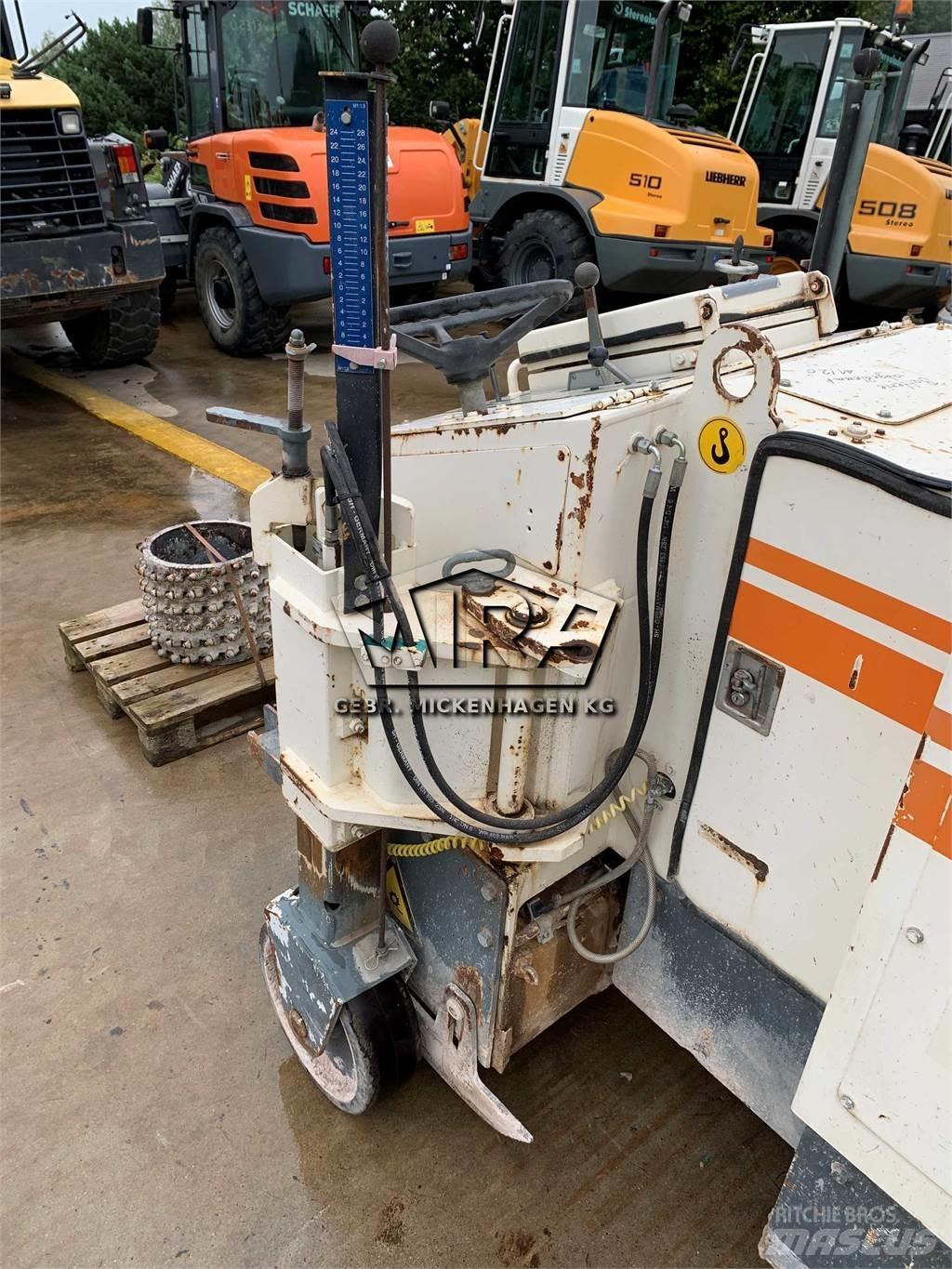 Wirtgen W 350 Utilaje asfalt cu freze reci