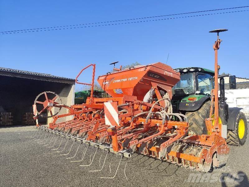 Kuhn COMBINE Semanatoare