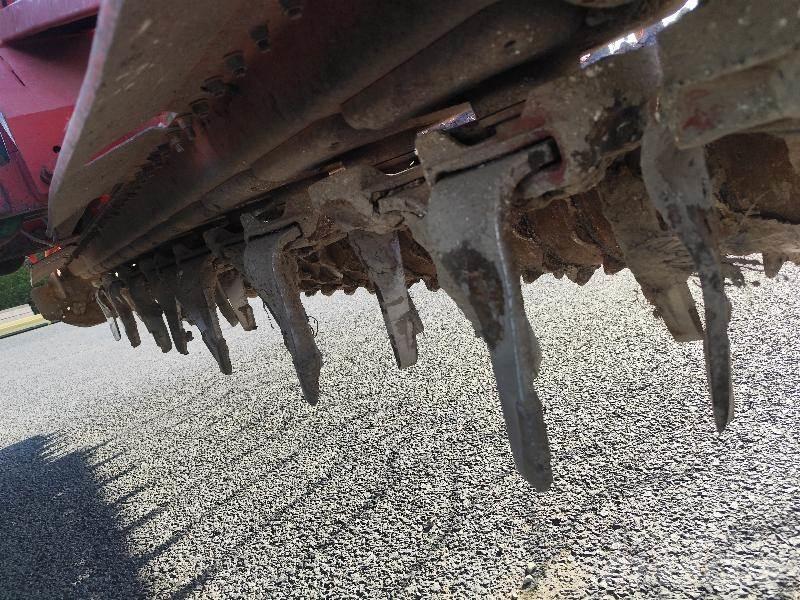 Kuhn COMBINE Semanatoare
