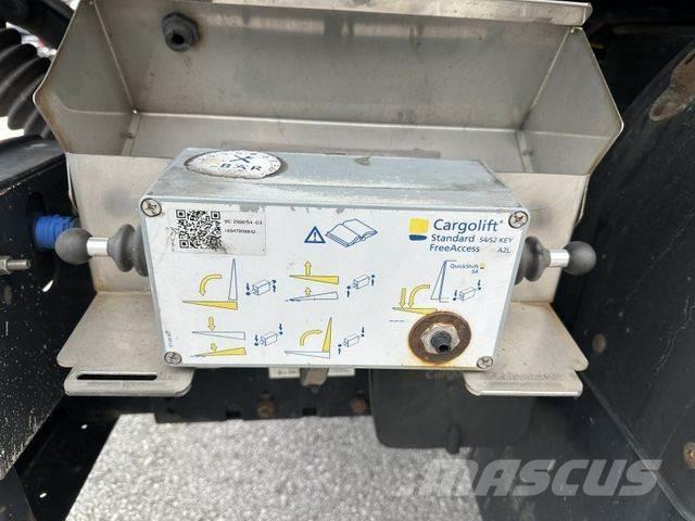  AKD 74 - 18 Remorci utilitare