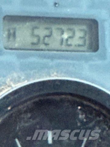 Atlas AR80 Incarcator pe pneuri