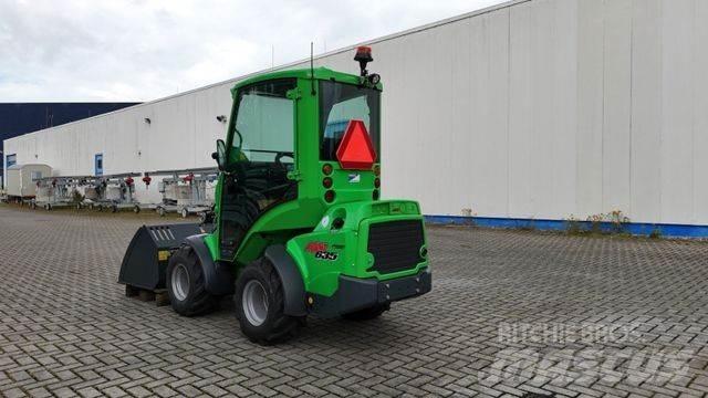 Avant Tecno 635 Incarcator pe pneuri