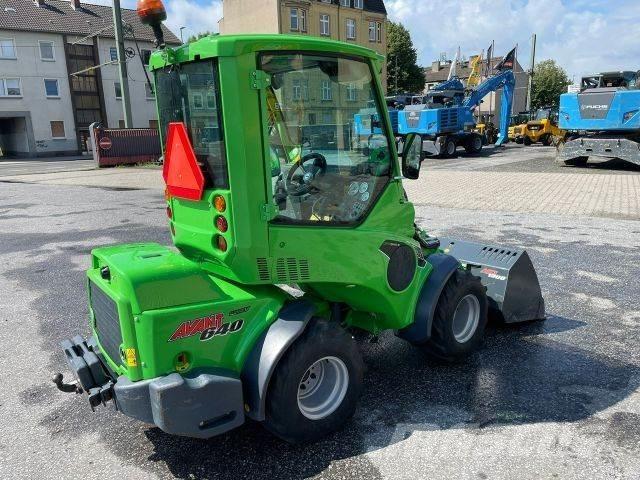 Avant Tecno 640 Incarcator pe pneuri