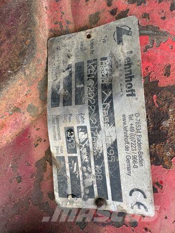 CASE WX 95 Excavatoare cu roti