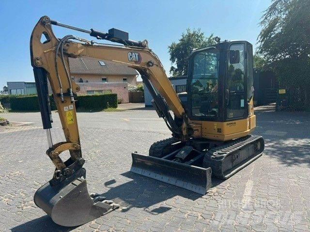 CAT 304 Mini excavatoare < 7t
