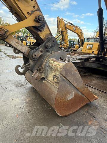 CAT 330 Excavatoare pe șenile
