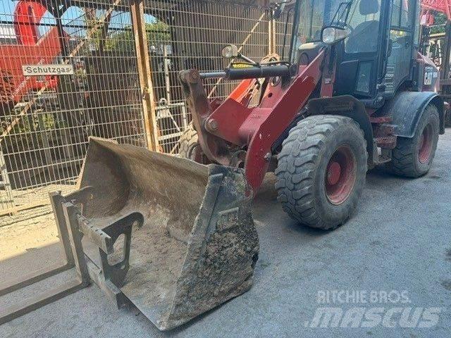 CAT 908 M Incarcator pe pneuri