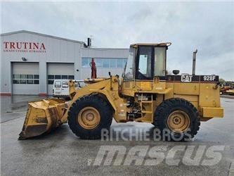 CAT 928F Incarcator pe pneuri
