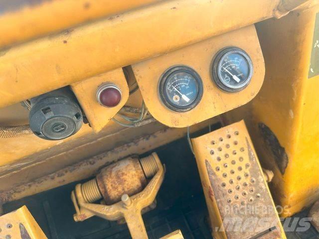 CAT 953 Buldozere pe senile
