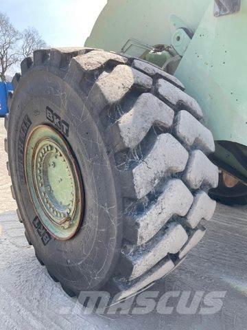 CAT 980 M Incarcator pe pneuri