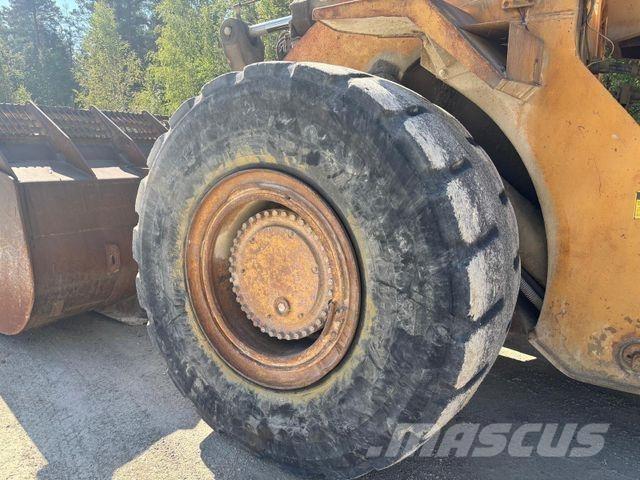 CAT 988 B Incarcator pe pneuri