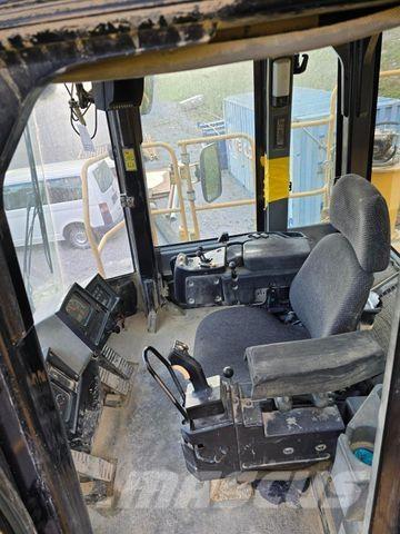 CAT 988 H Incarcator pe pneuri