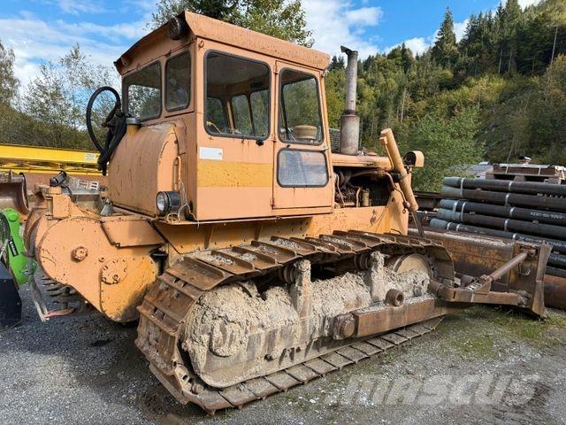 CAT D6C Buldozere pe senile