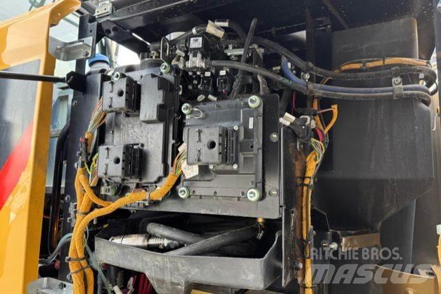 CAT | M320F Oilquick Utilaje construcții - Altele