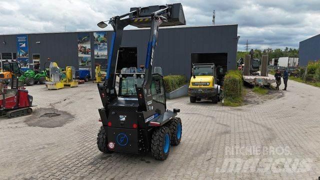  ELISE 700 Incarcator pe pneuri