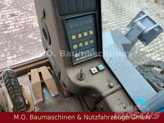 Fuchs MHL 350 Excavatoare cu roti