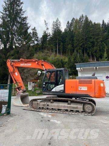Hitachi ZX210LC-5 Excavatoare pe șenile

