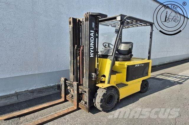 Hyundai 30B-7 Stivuitor electric