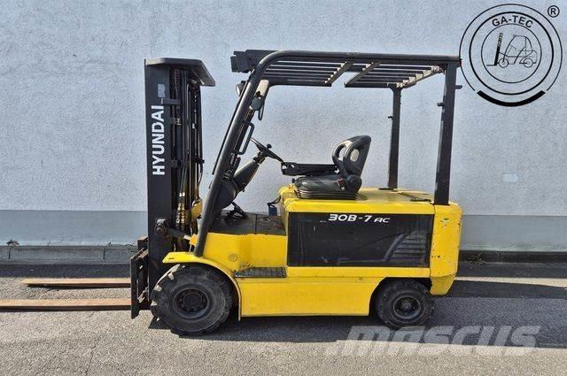 Hyundai 30B-7 Stivuitor electric