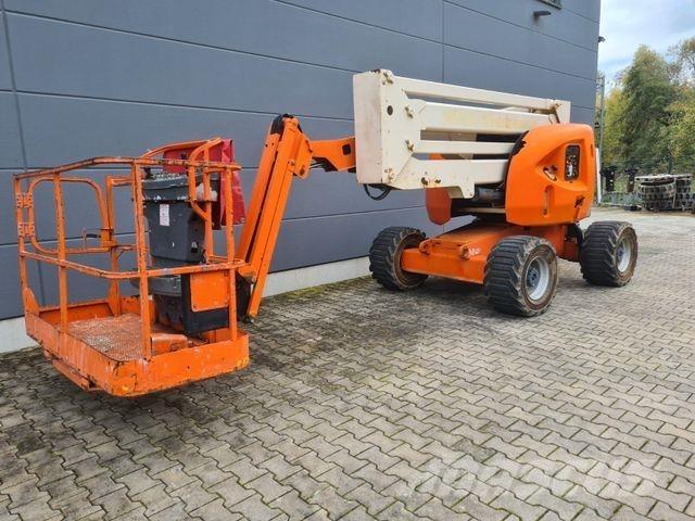 JLG 450 AJ - Nacele cu brat articulat