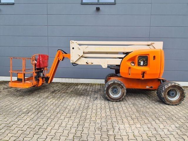 JLG 450 AJ - Nacele cu brat articulat