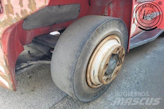 Kalmar DCE120-6 Stivuitor diesel