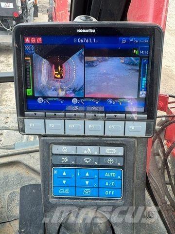 Komatsu 138US-11 Excavatoare pe șenile
