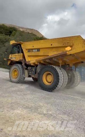 Komatsu HD 605-7 Utilaje construcții - Altele