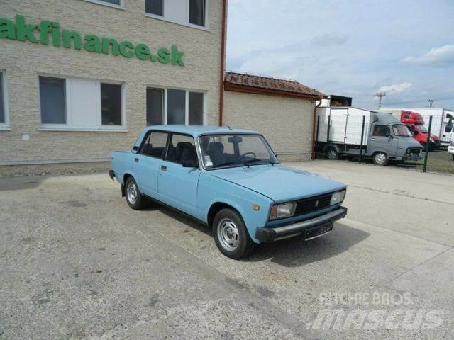 Lada 2105 vin 656 Masini