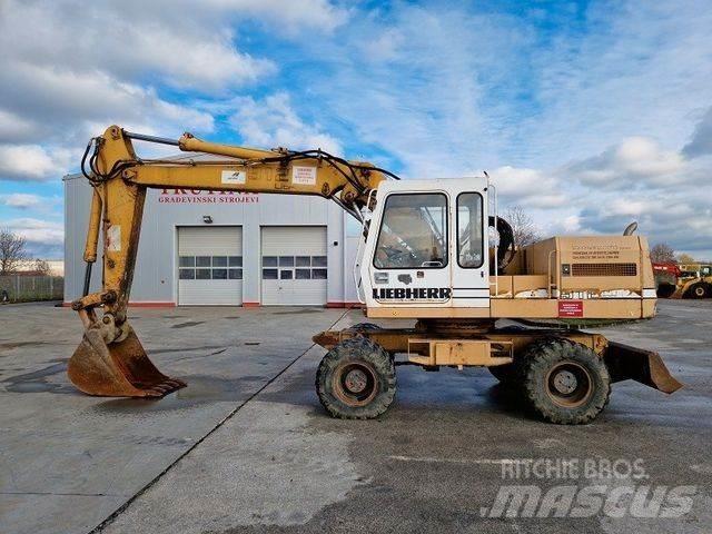 Liebherr A912 Excavatoare cu roti