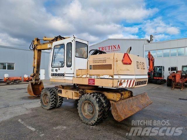 Liebherr A912 Excavatoare cu roti