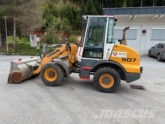 Liebherr L507 Incarcator pe pneuri