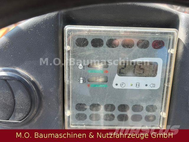 Liebherr L538 Incarcator pe pneuri