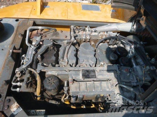 Liebherr R924 LC Excavatoare pe șenile
