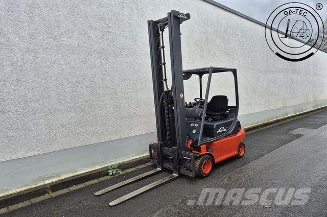 Linde E18P-02 Stivuitor electric