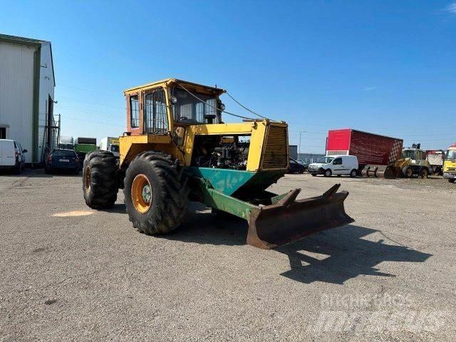 LKT 120 4x4 VIN 983 Combine forestiere