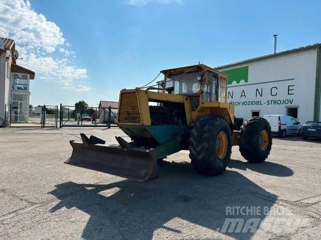 LKT 120 4x4 VIN 983 Combine forestiere