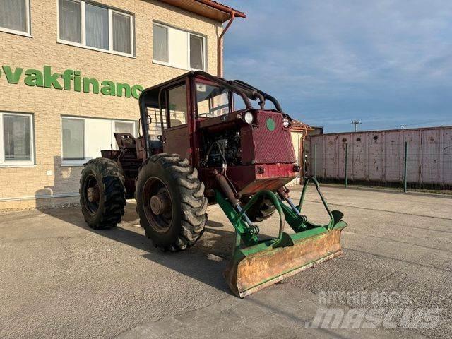 LKT 80 4x4 vin 095 Combine forestiere