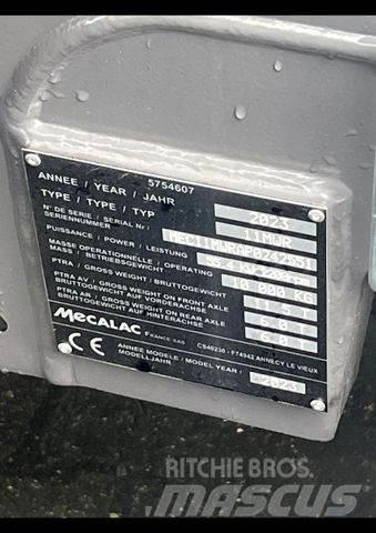 Mecalac 11 MWR Excavatoare cu roti