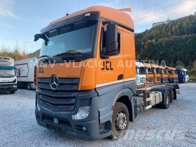 Mercedes-Benz 2542 Camion cabina sasiu