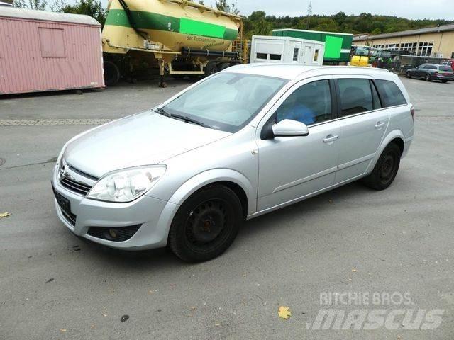 Opel Astra - Masini
