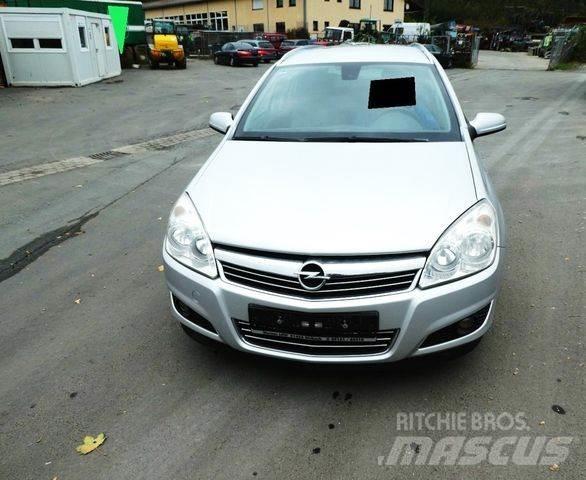 Opel Astra - Masini